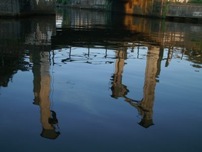 De_dolderbrug_weerspiegeld_in_het_dolderkanaal_hoe_lang_nog